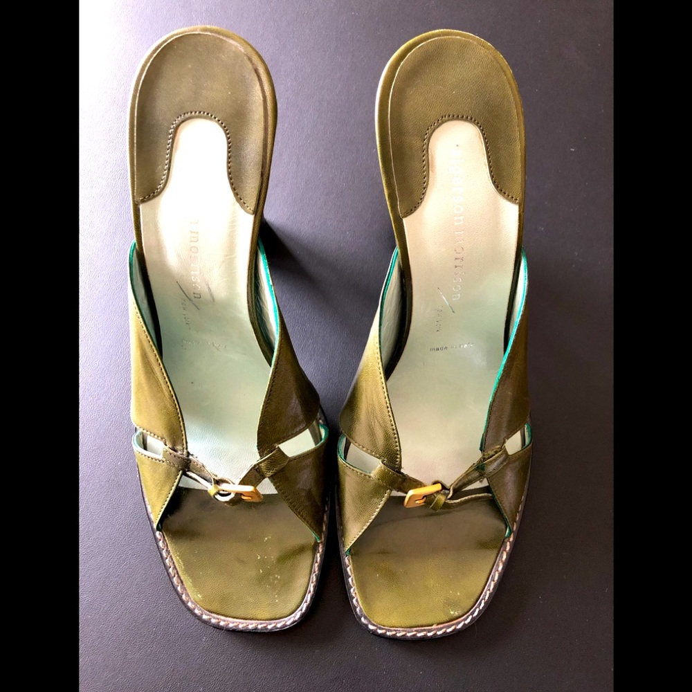 Sigerson Morrison army grn heels Sz 8